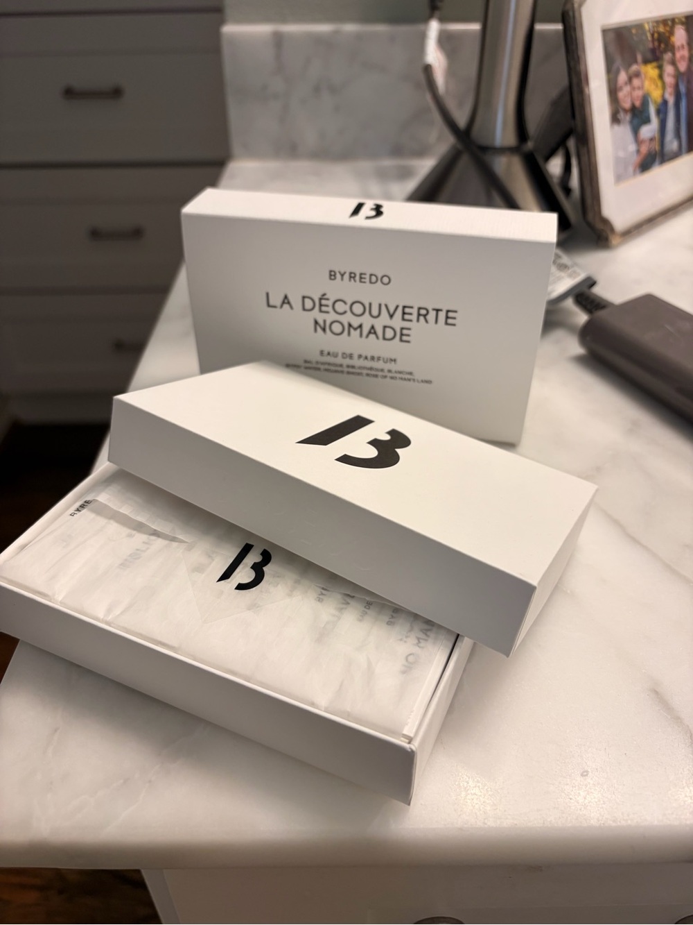 Byredo La Découverte Nomade Sample Set in White and Black
